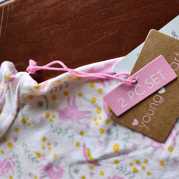 Girls tops - Picture 2 of 6